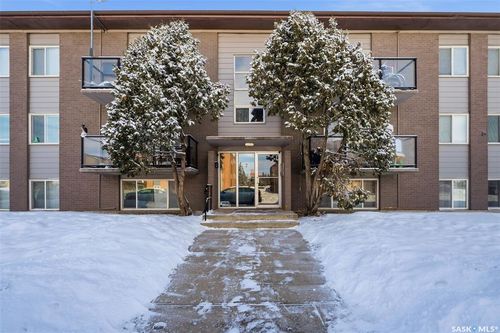 6-2 Summers Place, Saskatoon, SK, S7H3W4 | Card Image