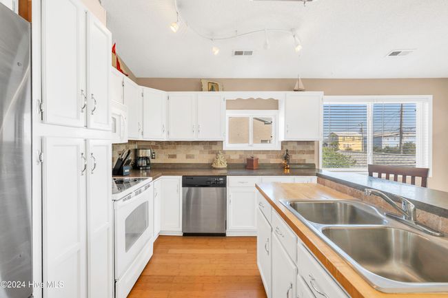 Upper unit | Image 50