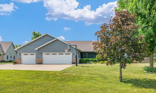 1125 Park Dr, Paxton, IL, 60957-1820 | Card Image