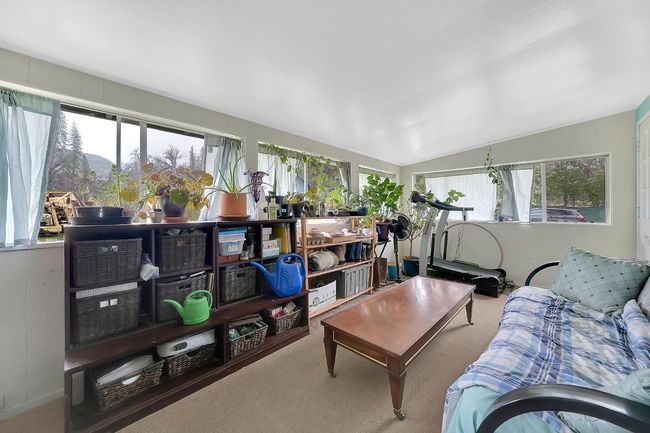 5563 Eagleview Dr, House other with 2 bedrooms, 1 bathrooms and null parking in Mountain Ranch CA | Image 16