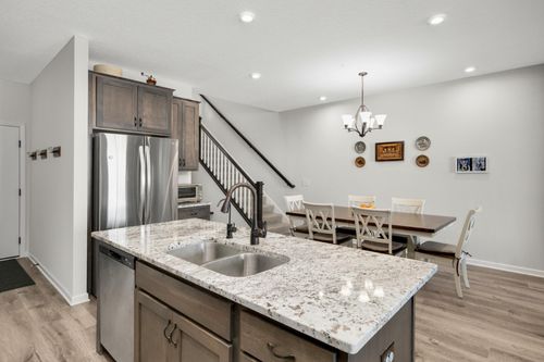 9678 65th St S, Cottage Grove, MN, 55016-1135 | Card Image