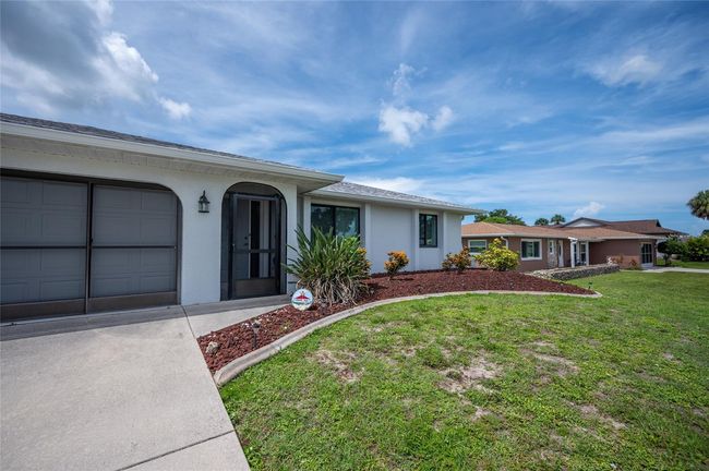 15 Oakland Hills Pl, House other with 2 bedrooms, 2 bathrooms and null parking in Rotonda West FL | Image 4
