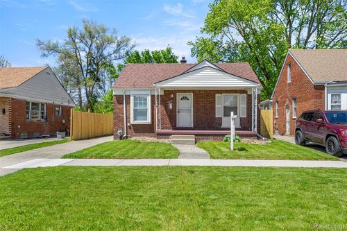 19327 Sunset St, Detroit, MI, 48234-2049 | Card Image