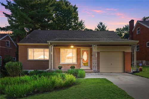 438 Kitty Lane, Delhi Twp, OH, 45238 | Card Image