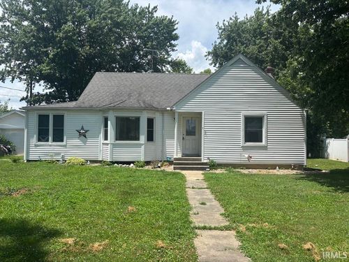 3 N Pond St, Freelandville, IN, 47535-6041 | Card Image