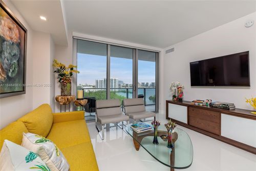 unit-1503-16385 Biscayne Blvd, Aventura, FL, 33160-5468 | Card Image