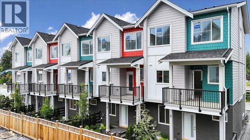 4-10392 240a St, Maple Ridge, BC, V2W2B1 | Card Image