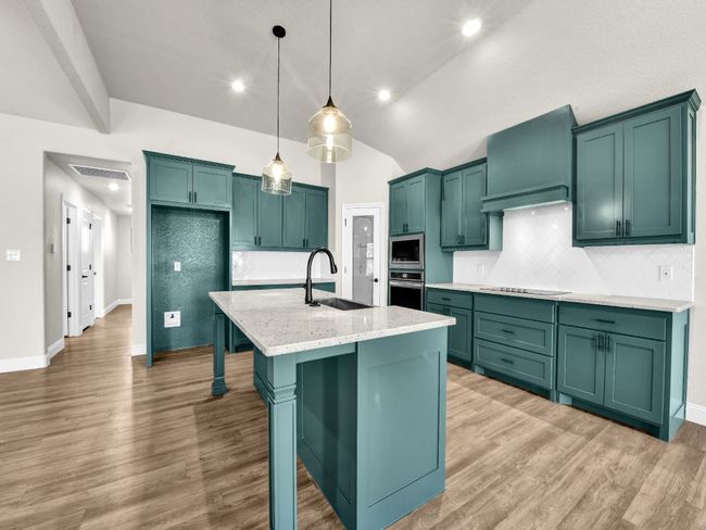 10008 Valley Oak Ct, House other with 4 bedrooms, 2 bathrooms and null parking in Springtown TX | Image 8
