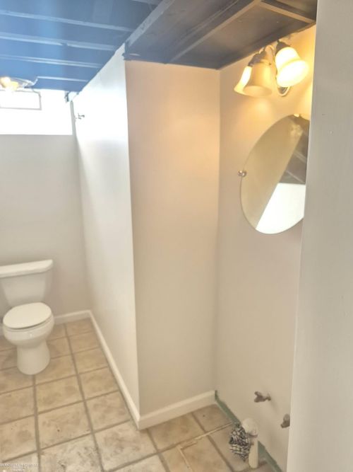 17619 Sprenger Ave, Eastpointe, MI, 48021-3150 | Card Image