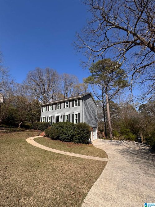 3653 Robin Cir, BIRMINGHAM, AL, 35242-3323 | Card Image