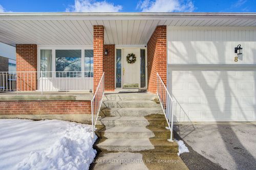 8 Hemingway Cres, Unionville, ON, L3R2A4 | Card Image