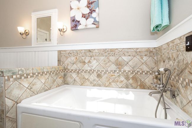 15650 Laurel St, House other with 3 bedrooms, 2 bathrooms and 4 parking in Rosedale LA | Image 14