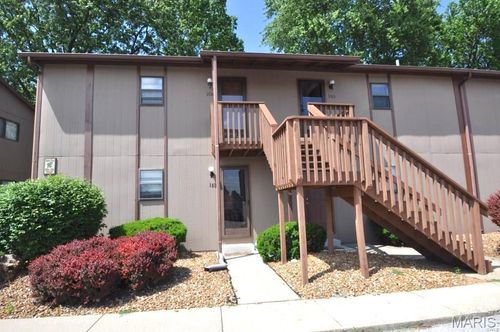 128 Ashley Dr, Fairview Heights, IL, 62208-3811 | Card Image