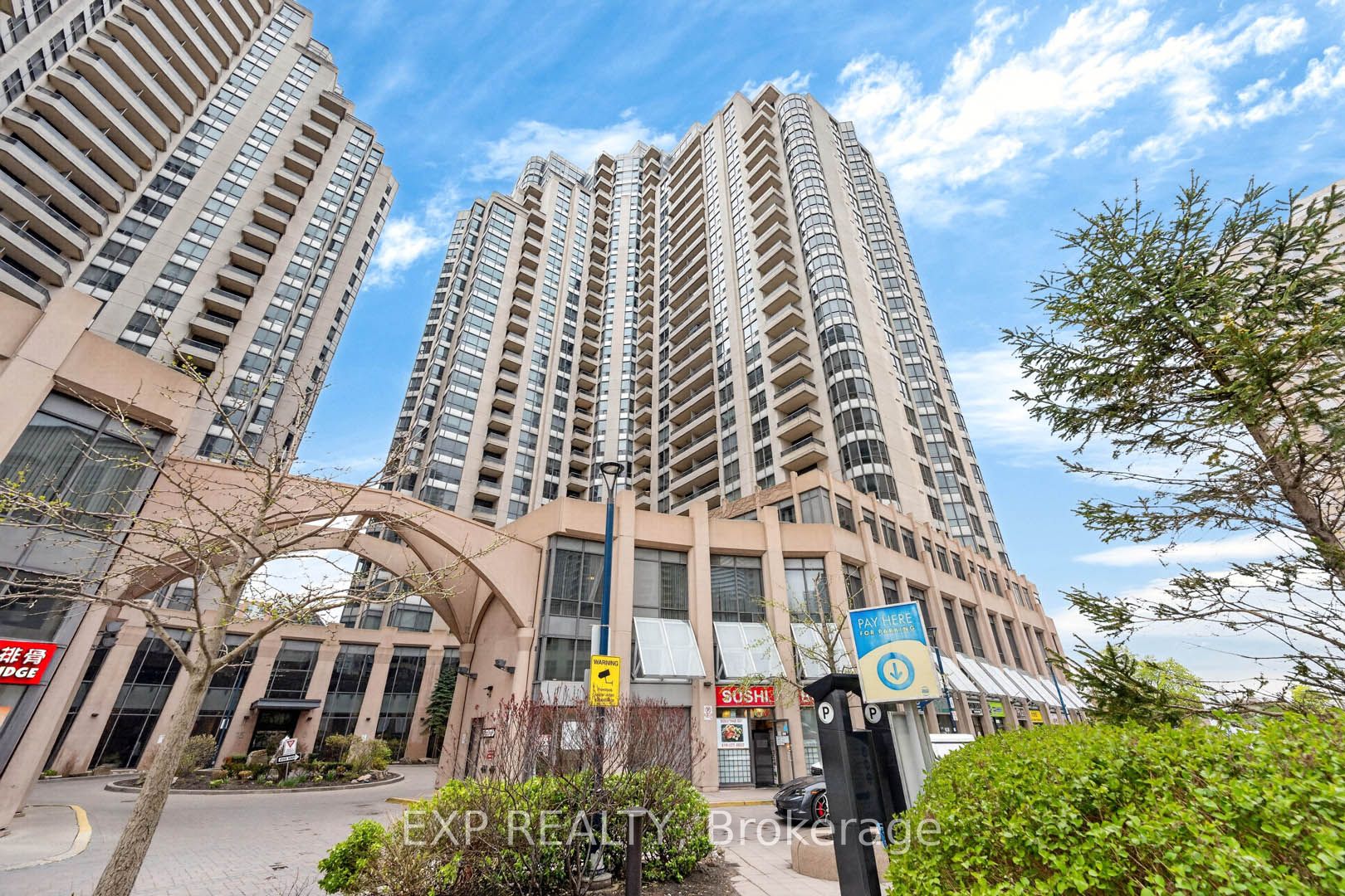 Residential in Toronto C14