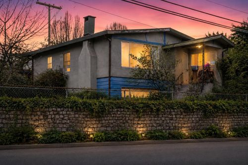 3141 E Broadway, Vancouver, BC, V5M1Z7 | Card Image