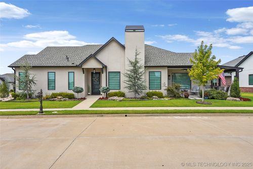 8514 S Olympia Ave, Tulsa, OK, 74132-1863 | Card Image