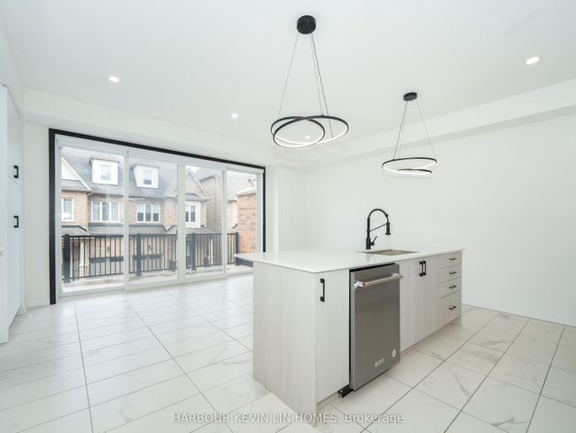 9080 Woodbine Ave, House attached with 3 bedrooms, 3 bathrooms and 1 parking in Markham ON | Image 15