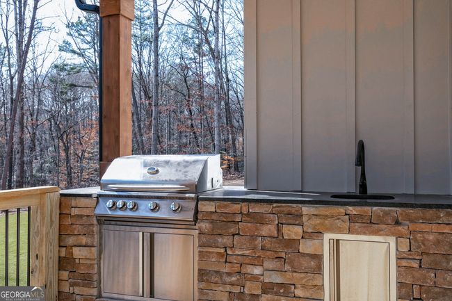 354 Oxford Rd, House other with 3 bedrooms, 3 bathrooms and null parking in Ball Ground GA | Image 4