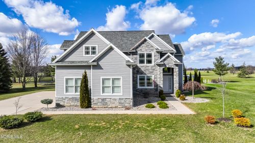 940 Fairway Ln, Wauseon, OH, 43567-9233 | Card Image
