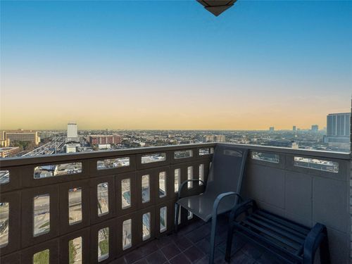 1502-2016 Main St, Houston, TX, 77002-8855 | Card Image