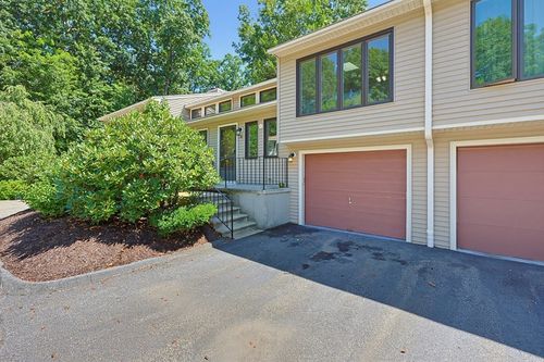 36-36 Nottingham Rd, Grafton, MA, 01519-1545 | Card Image