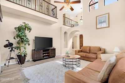 10842 N 9th Place, Townhouse with 3 bedrooms, 3 bathrooms and null parking in Phoenix AZ | Image 1