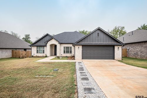 108 Amanda Ave, Bullard, TX, 75757-9738 | Card Image
