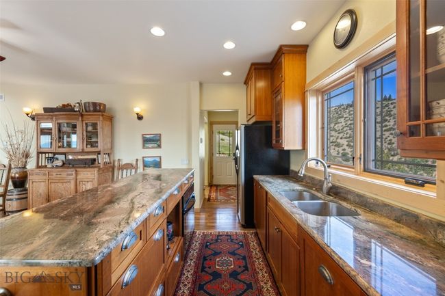 95 Foothill Trl, House other with 4 bedrooms, 5 bathrooms and null parking in Ennis MT | Image 17