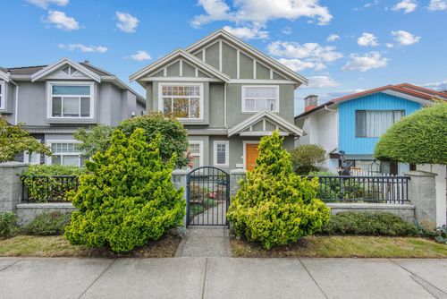 4377 Inverness St, Vancouver, BC, V5V4X1 | Card Image