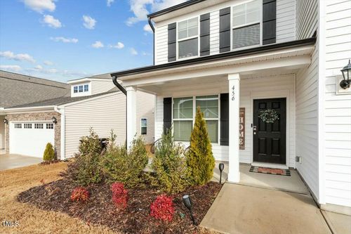 456 Highview Dr, Benson, NC, 27504-5719 | Card Image