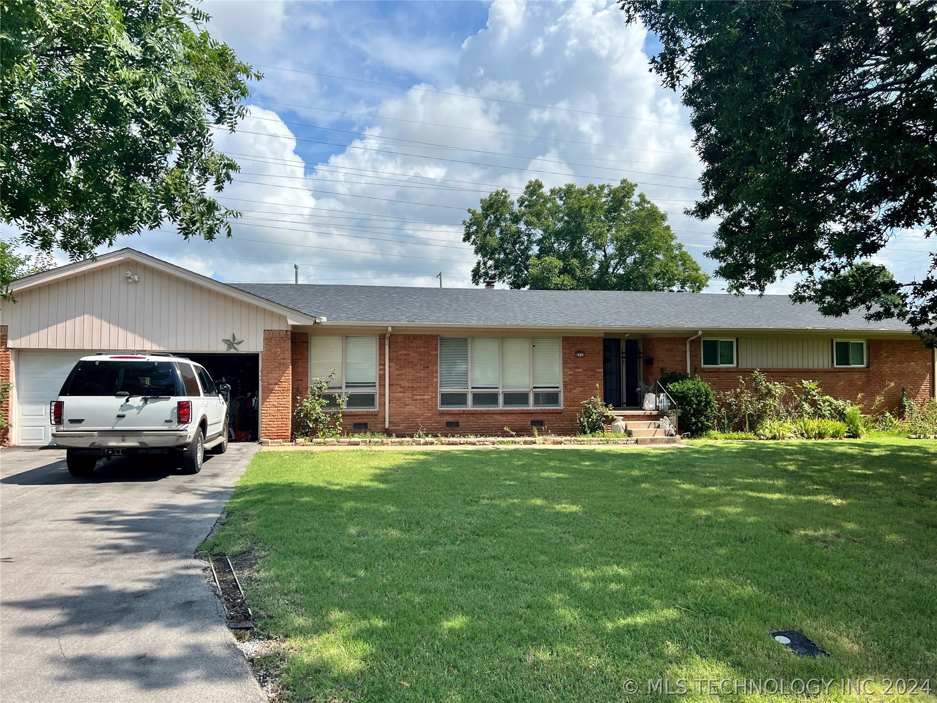 37th St, Tulsa, OK 74145