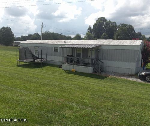 865 Shade Pressnell Rd, Tazewell, TN, 37879-4251 | Card Image