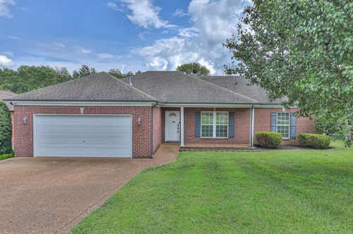631 Woodburn Dr, Smyrna, TN, 37167-4196 | Card Image