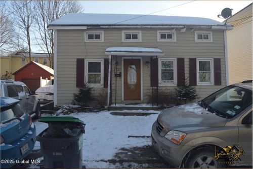 130 Front St, Canajoharie, NY, 13317-1203 | Card Image