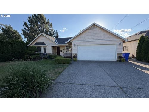 217 Se 90th Ave, Portland, OR, 97216 | Card Image