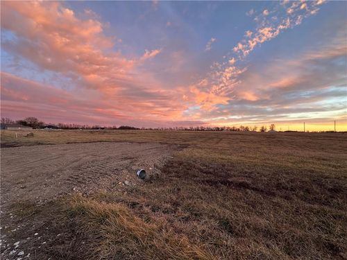 1002 Se 750, Windsor, MO, 65360-4210 | Card Image