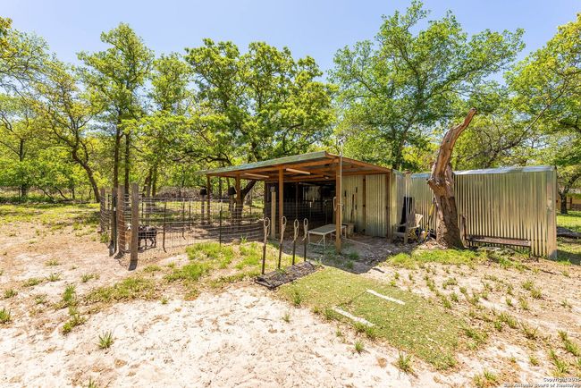 162 Champions Blvd, House other with 3 bedrooms, 2 bathrooms and null parking in La Vernia TX | Image 41