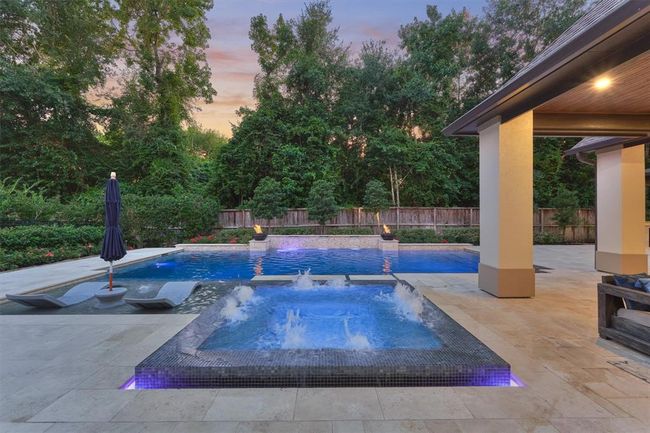 Oversized Spa | Image 46