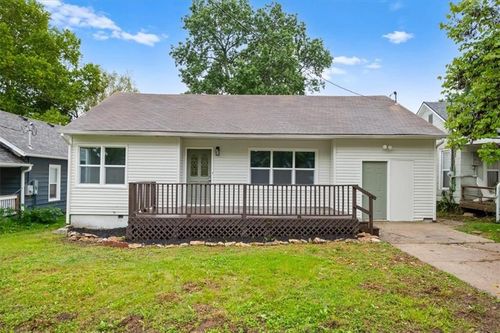 931 Pacific Ave, Osawatomie, KS, 66064-1432 | Card Image