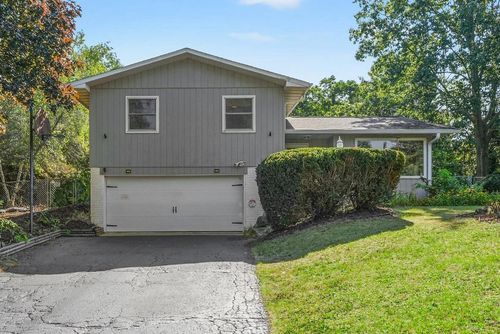 2498 Tower Rd, Mcfarland, WI, 53558-9716 | Card Image