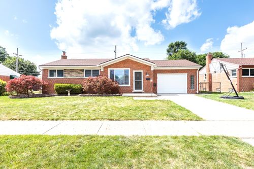 6915 Apache Trl, Westland, MI, 48185-9604 | Card Image