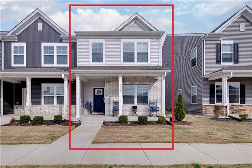 2015 Melbourne St, Newport News, VA, 23608-7777 | Card Image