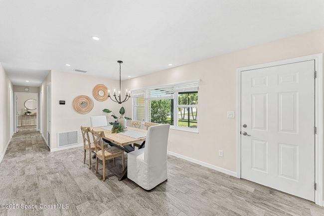 Dining Room | Image 12