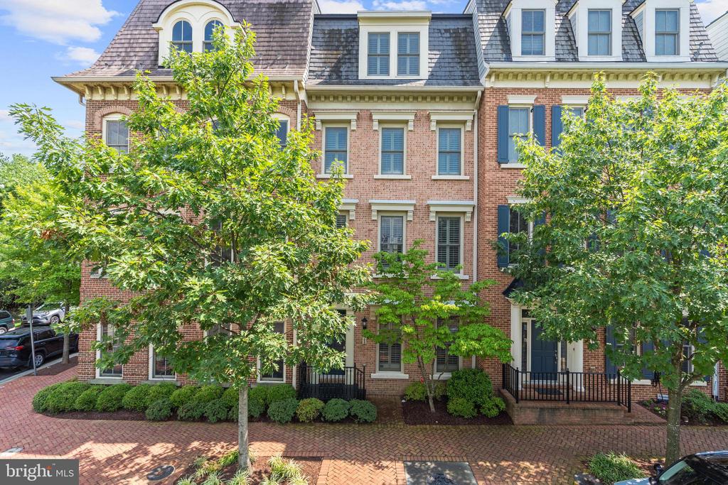 Carpenter Rd, Alexandria, VA 22314