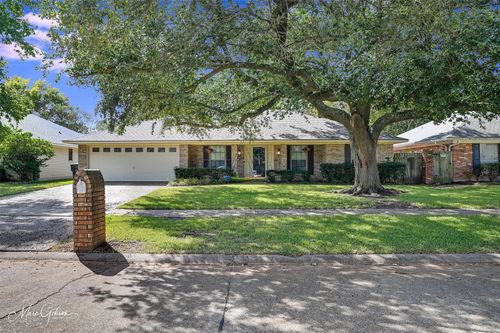 617 Turtle Creek Dr, Shreveport, LA, 71115-2407 | Card Image