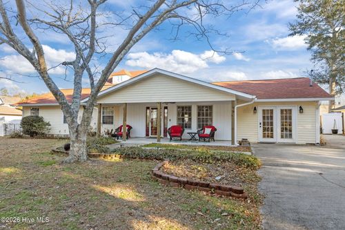 213 Pensacola Ave, Morehead City, NC, 28557-2729 | Card Image