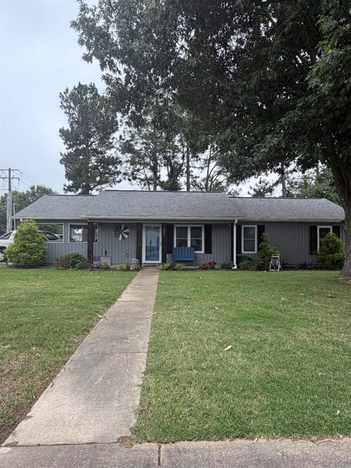 5211 Nathan Dr, Jonesboro, AR, 72401-7701 | Card Image