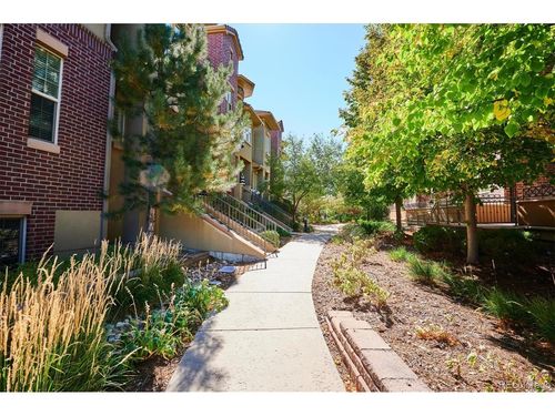 7853 Vallagio Ln, Englewood, CO, 80112-5872 | Card Image