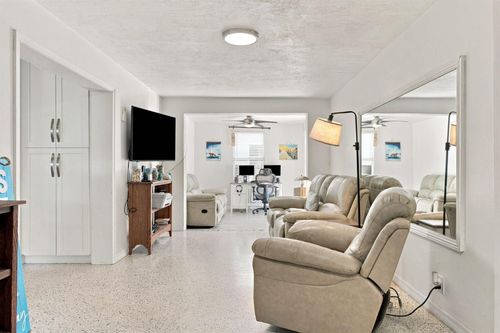 245 Sw 5th St, Dania Beach, FL, 33004-3939 | Card Image