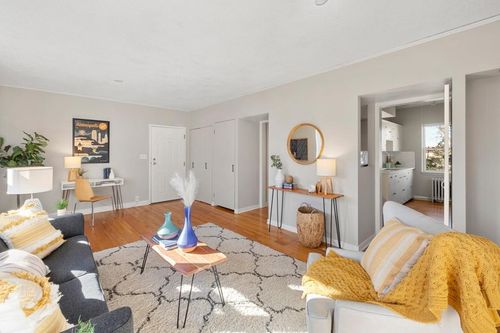 411-3126 W Bde Maka Ska Blvd, Minneapolis, MN, 55416-6001 | Card Image